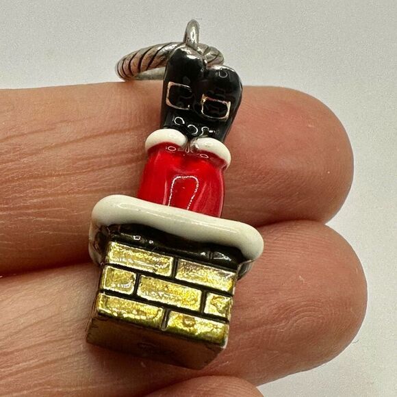 Brighton sterling silver santa legs down the chimney charm - Picture 1 of 8